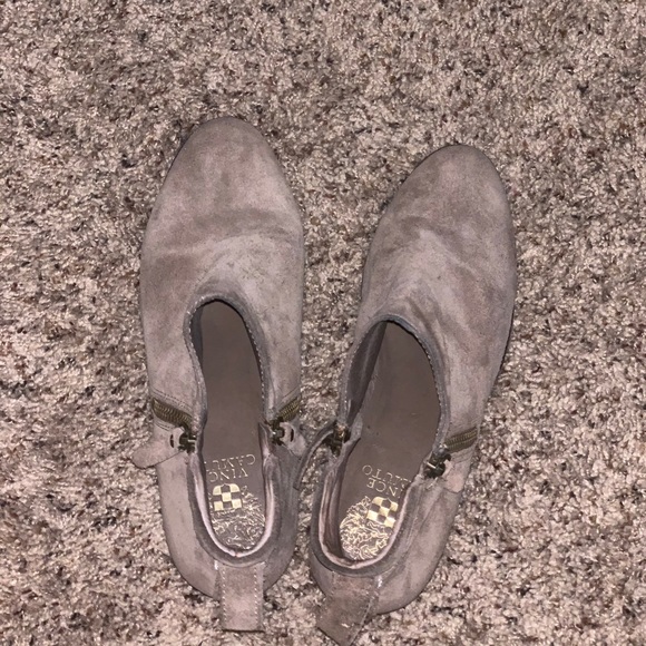 Vince Camuto booties - Picture 4 of 6